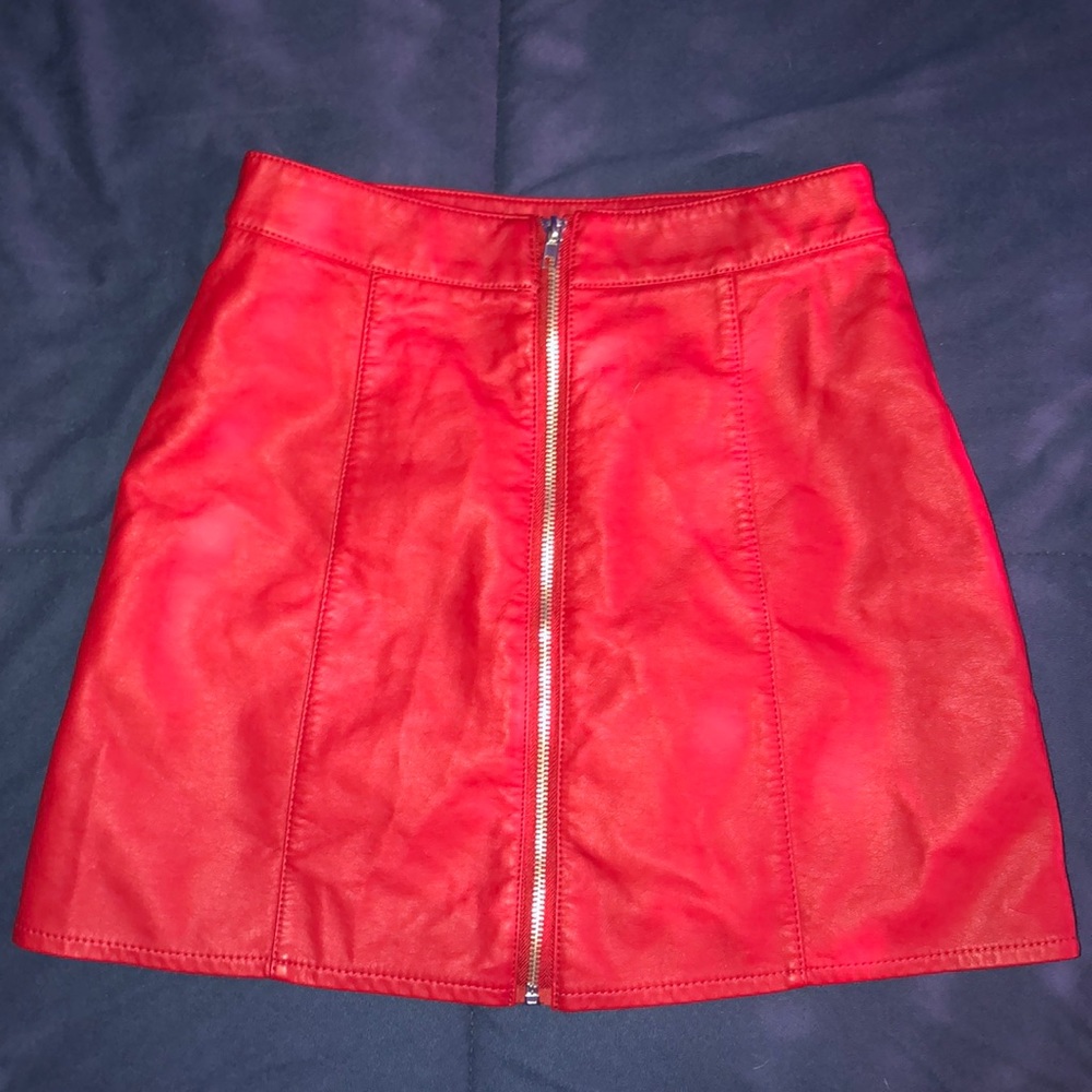 forever 21 red zip up leather skirt